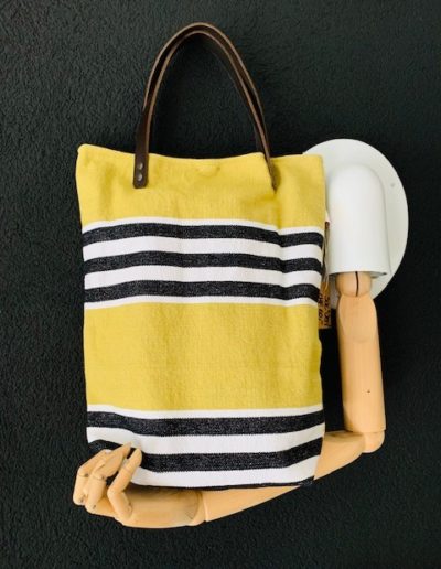 Sacs fait main, artisanat local, beaux sacs, Blonay, Lovelyloup, cuir