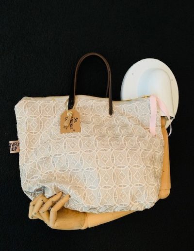 Sacs fait main, artisanat local, beaux sacs, Blonay, Lovelyloup, cuir