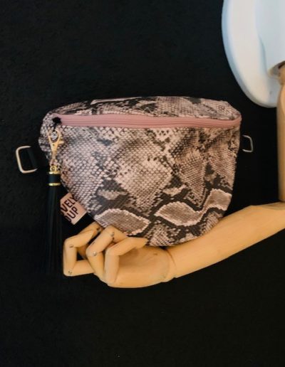 sac banane, cuir vegan, fait main , artisanat, local